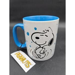 NWT Peanuts Snoopy Stoneware Mug Sky Blue & White 17 Oz